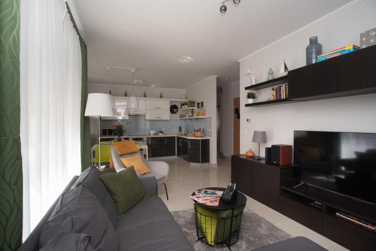 Sunny Home Near Bud With 2Br, Ac And Free Parking Vecsés Exterior photo
